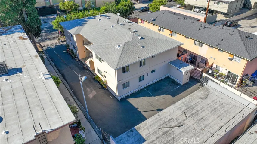6934 Hinds, North Hollywood, California 91605