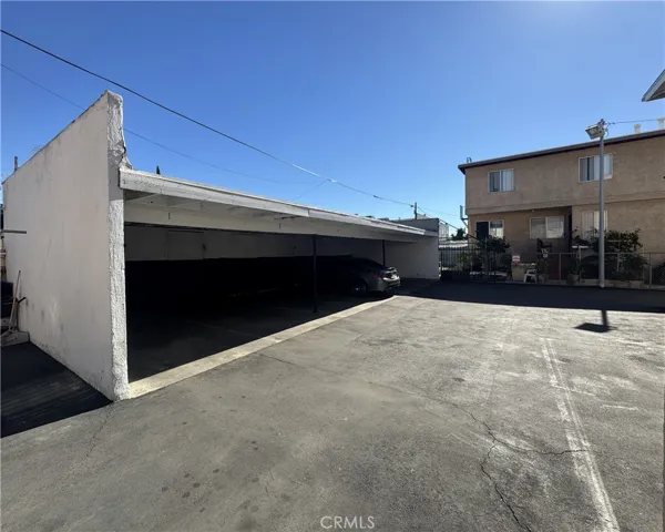 6934 Hinds, North Hollywood, California 91605