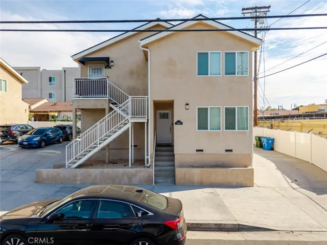 9920 Pinewood Avenue, Tujunga, California 91042