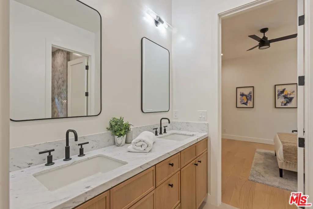 5110 Orange Place, Los Angeles, California 90008 home-pic-30