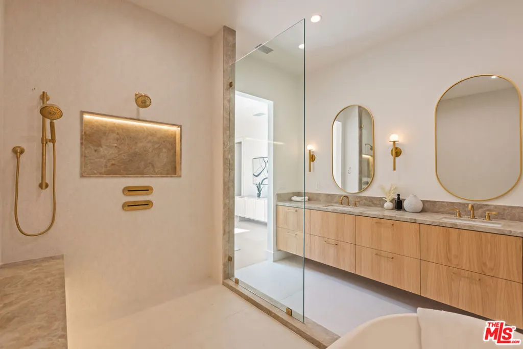 5110 Orange Place, Los Angeles, California 90008 home-pic-25