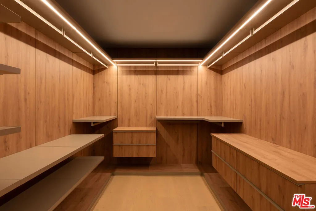 2608 Zorada Drive, Los Angeles, California 90046 home-pic-28