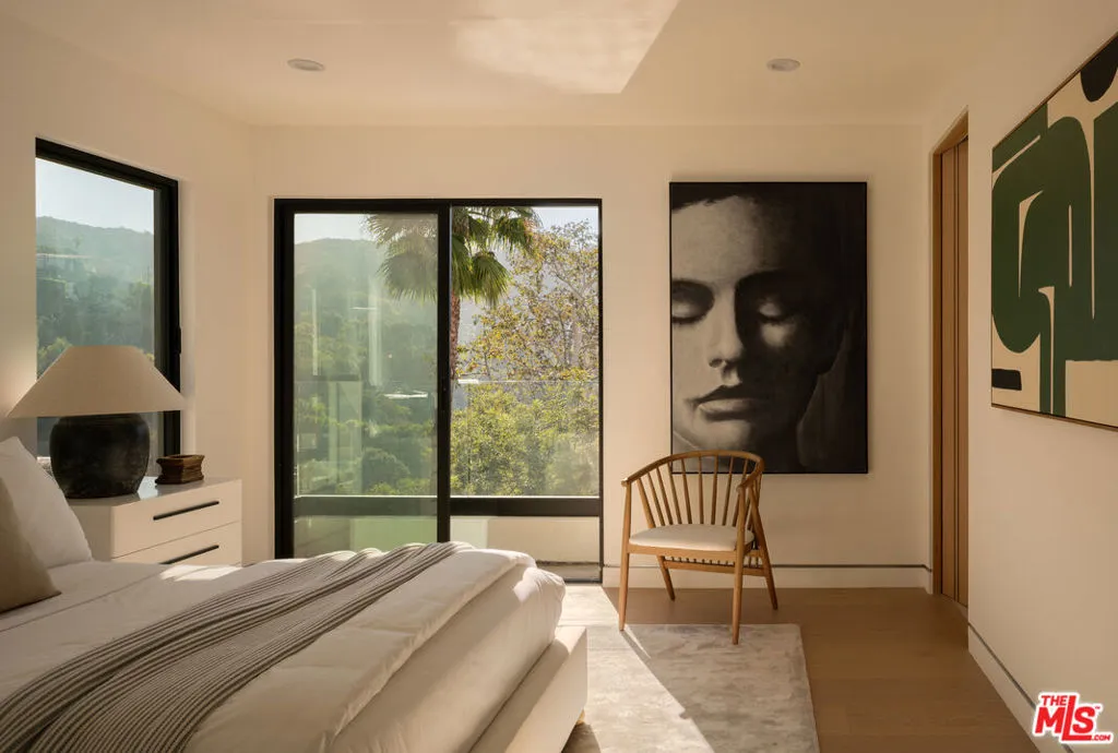 2608 Zorada Drive, Los Angeles, California 90046 home-pic-35