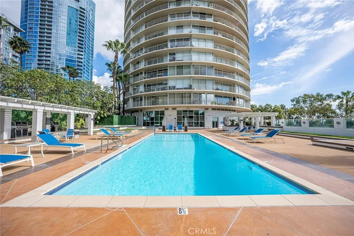 Building Pool