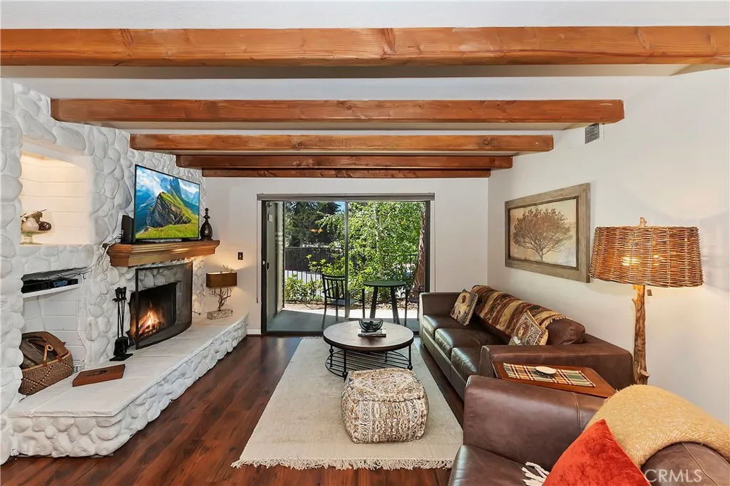 101 Village Bay 1, Lake Arrowhead, California 92352 home-pic-6