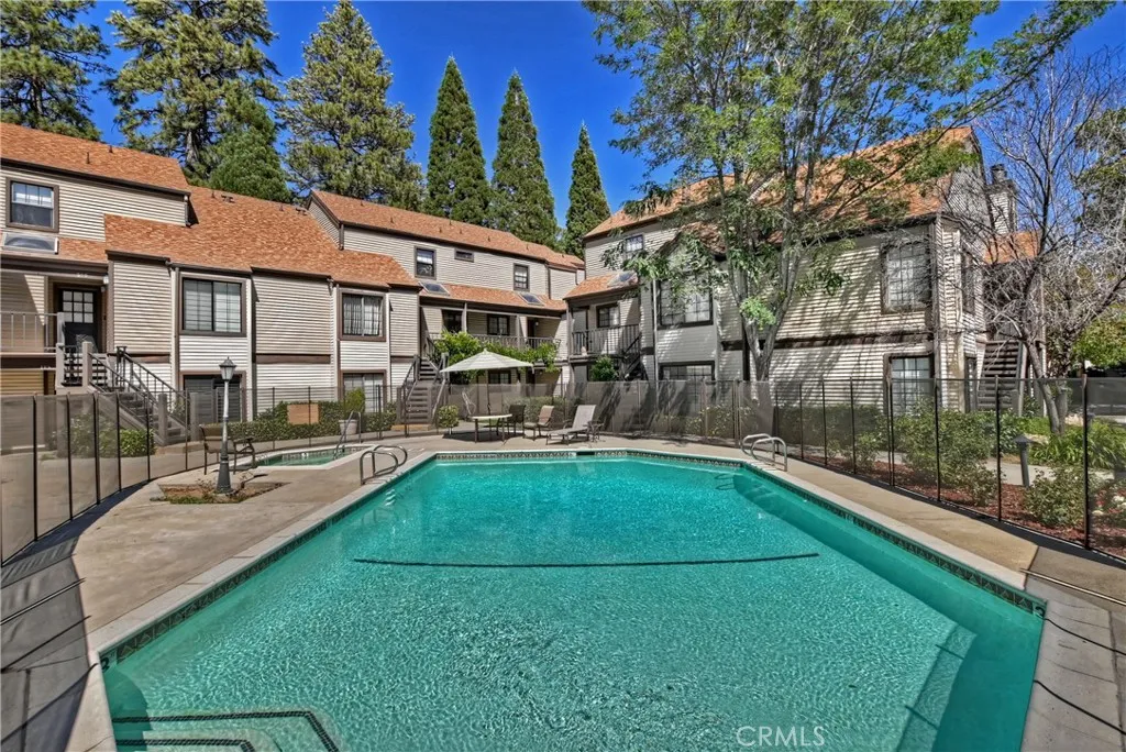 101 Village Bay 1, Lake Arrowhead, California 92352 home-pic-22