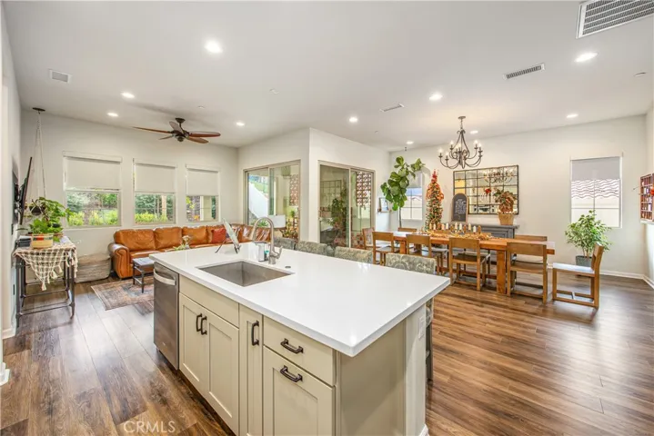 11145 Fourleaf Court, Corona, California 92883