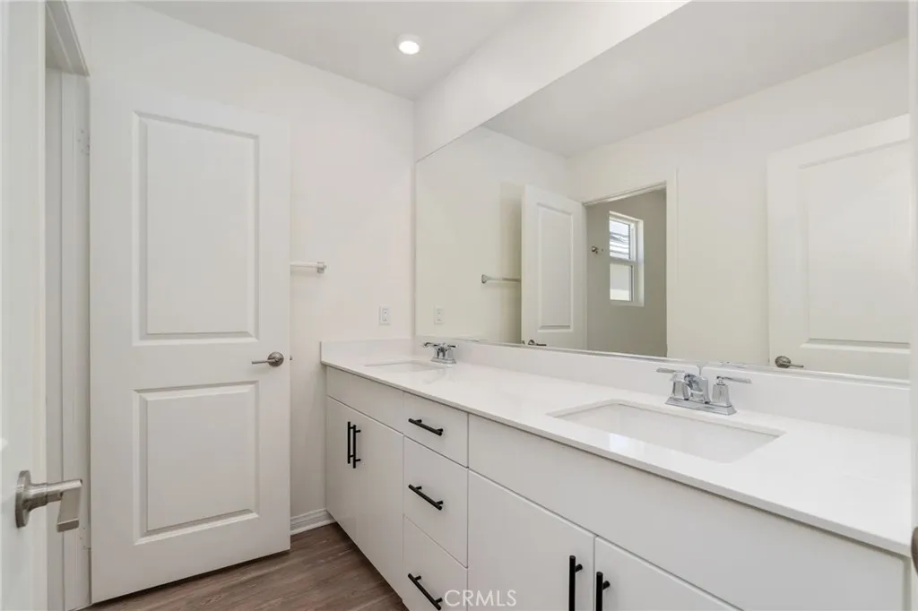 13430 Limestone Drive, Yucaipa, California 92399 home-pic-26