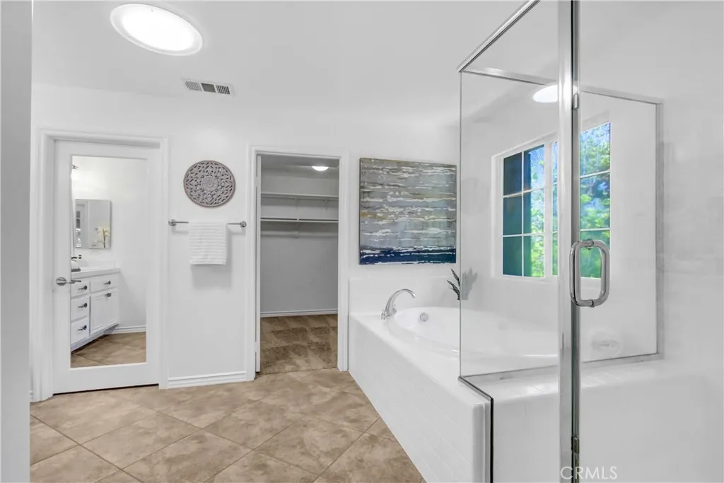 15562 Sicily Lane, Fontana, California 92336 home-pic-31