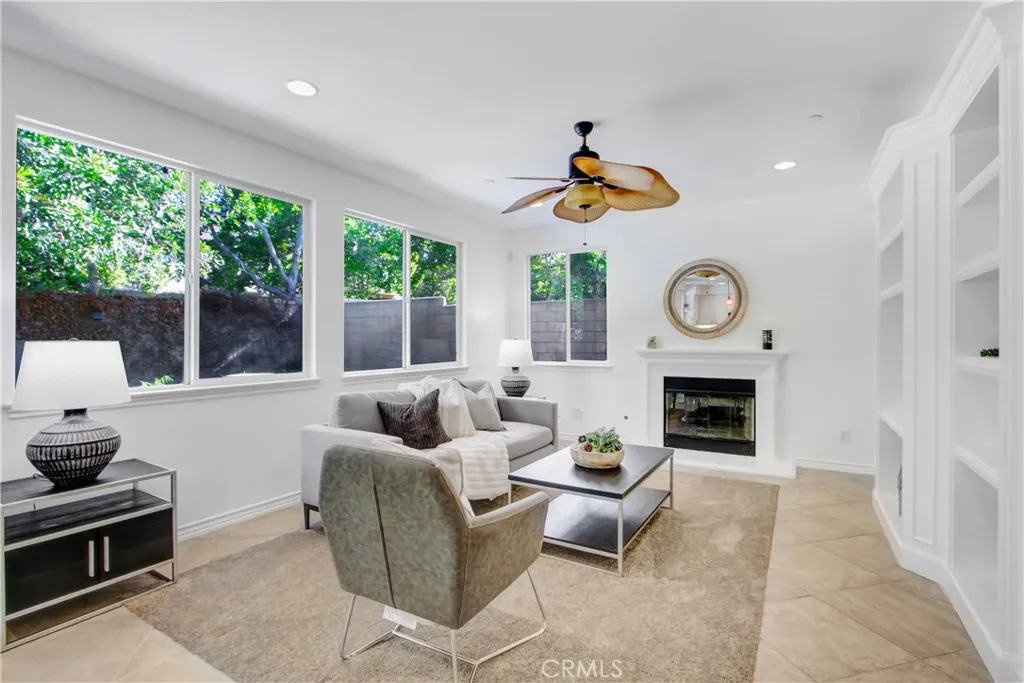 15562 Sicily Lane, Fontana, California 92336 home-pic-16
