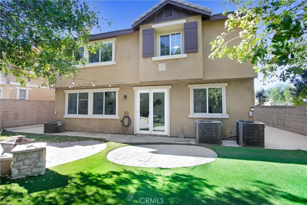 15562 Sicily Lane, Fontana, California 92336 home-pic-4