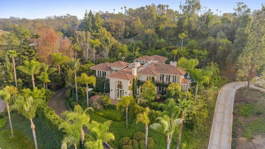 17177 Calle Serena, Rancho Santa Fe, California 92067 home-pic-0