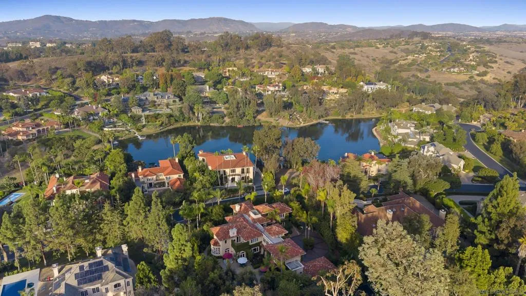17177 Calle Serena, Rancho Santa Fe, California 92067 home-pic-20