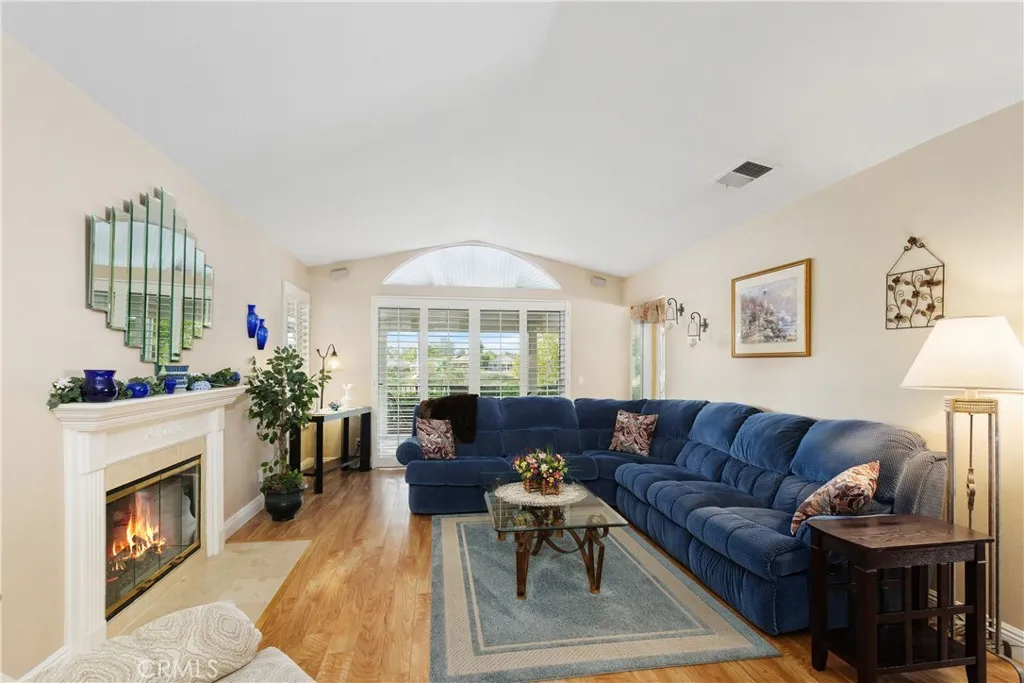 40083 Corte Lorca, Murrieta, California 92562 home-pic-7