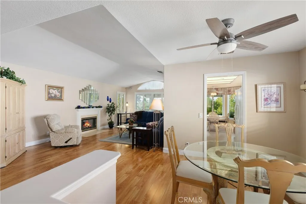 40083 Corte Lorca, Murrieta, California 92562 home-pic-5