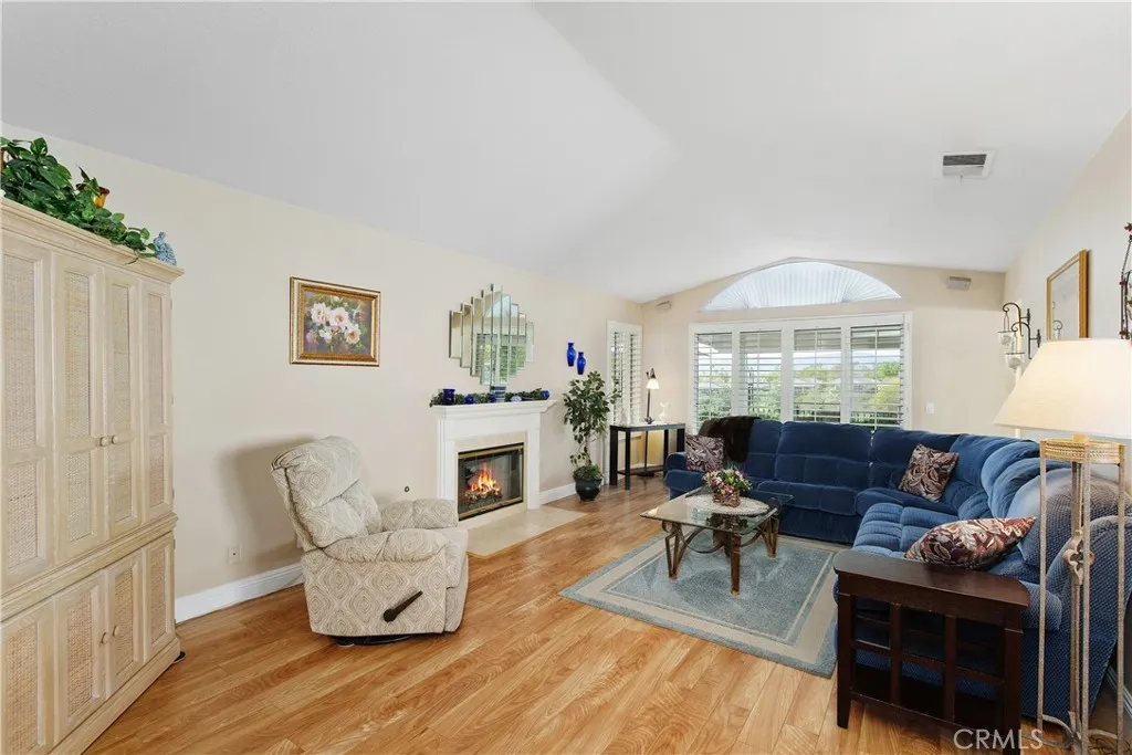 40083 Corte Lorca, Murrieta, California 92562 home-pic-6