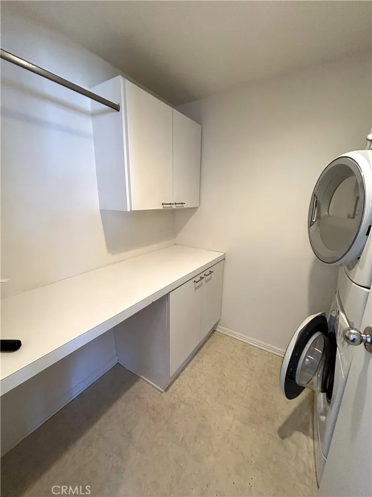 525 E Seaside Way 1801, Long Beach, California 90802 home-pic-26