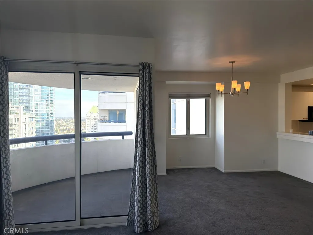 525 E Seaside Way 1801, Long Beach, California 90802 home-pic-12