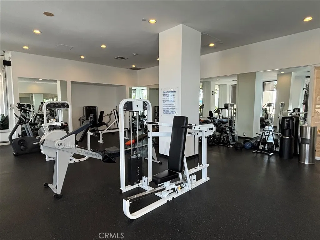 525 E Seaside Way 1801, Long Beach, California 90802 home-pic-41