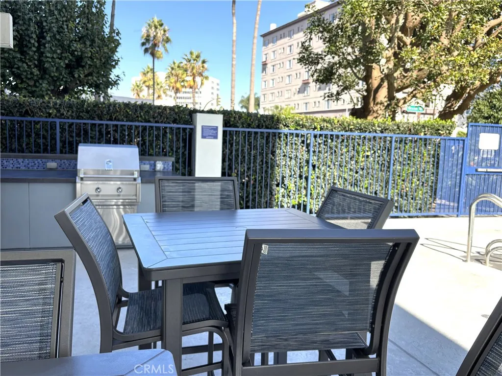 525 E Seaside Way 1801, Long Beach, California 90802 home-pic-40