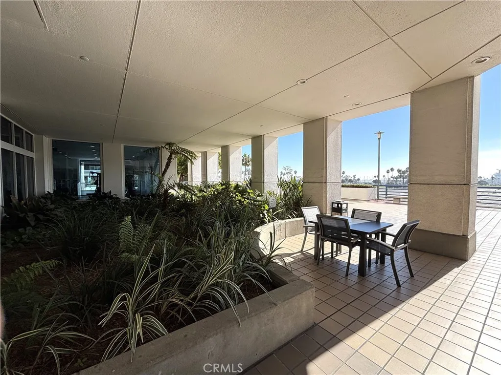 525 E Seaside Way 1801, Long Beach, California 90802 home-pic-34