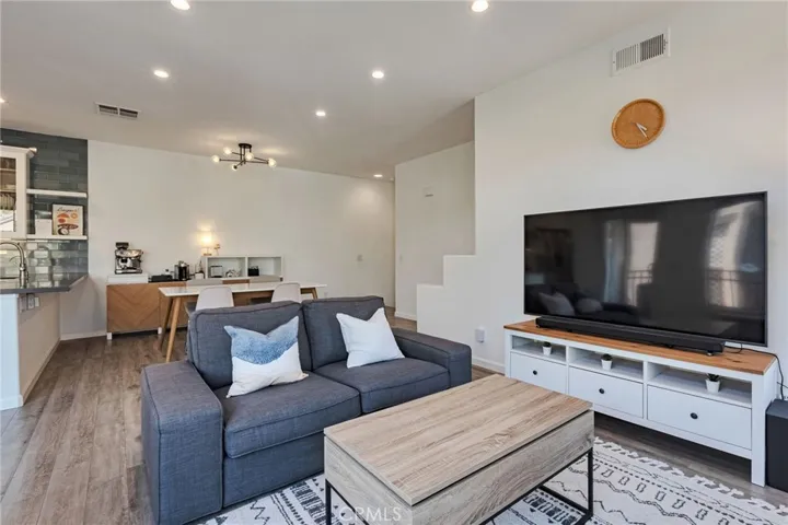 922 S Country Glen Way, Anaheim Hills, California 92808