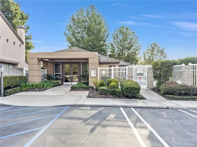 922 S Country Glen Way, Anaheim Hills, California 92808