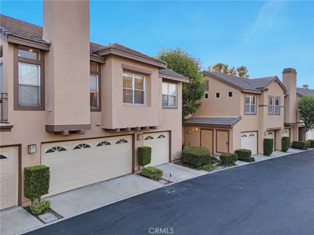 922 S Country Glen Way, Anaheim Hills, California 92808