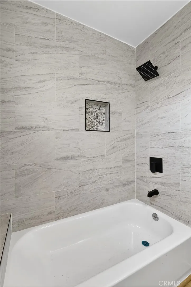 3826 3828 La Salle, Los Angeles, California 90062 home-pic-8