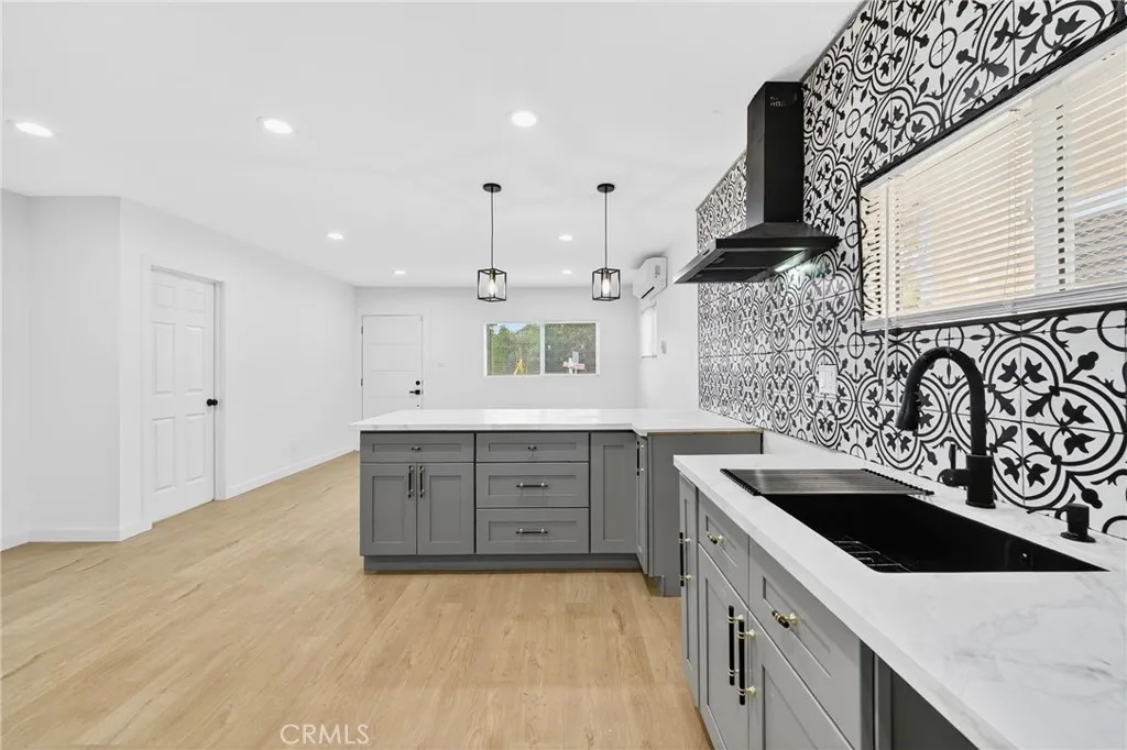 3826 3828 La Salle, Los Angeles, California 90062 home-pic-4