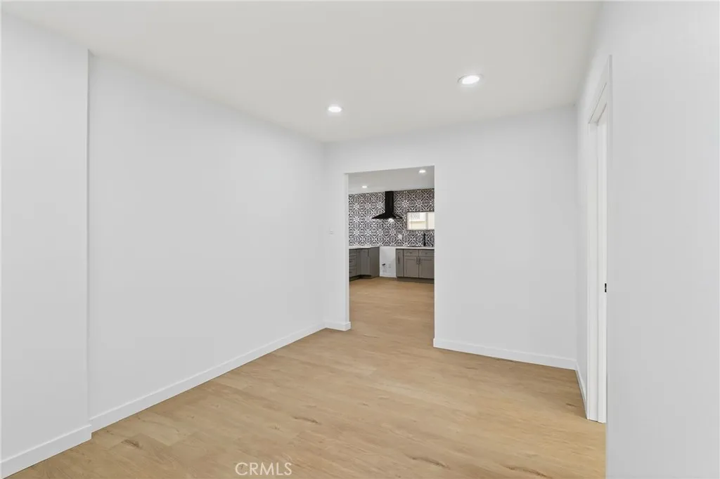 3826 3828 La Salle, Los Angeles, California 90062 home-pic-9