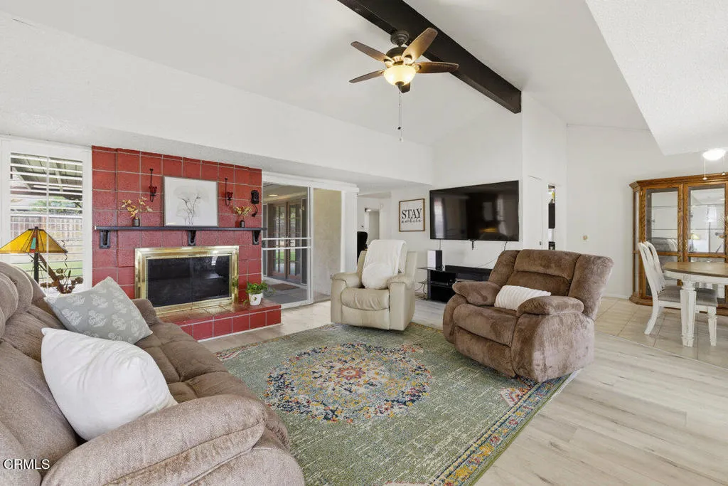 2261 Derby Street, Camarillo, California 93010 home-pic-2