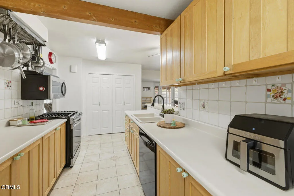 2261 Derby Street, Camarillo, California 93010 home-pic-8