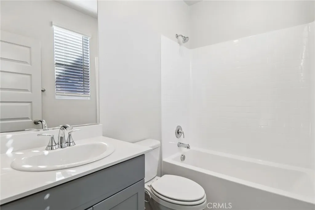 1804 Saltbush Drive, San Marcos, California 92069 home-pic-15