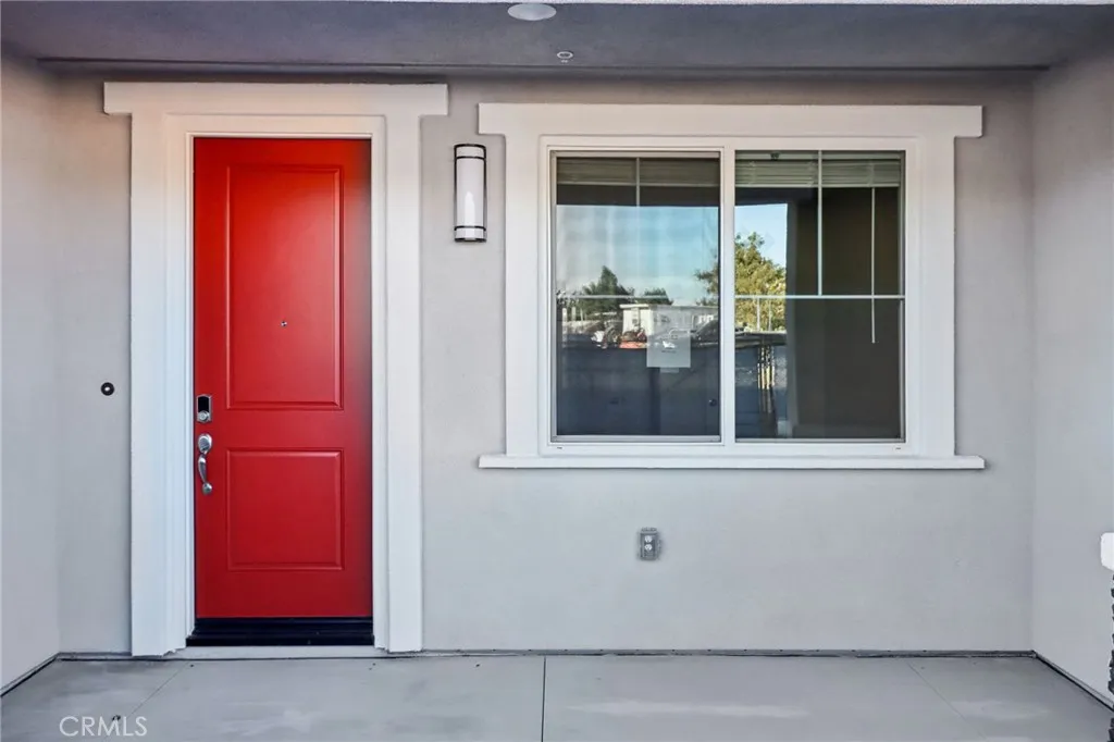 1804 Saltbush Drive, San Marcos, California 92069 home-pic-2