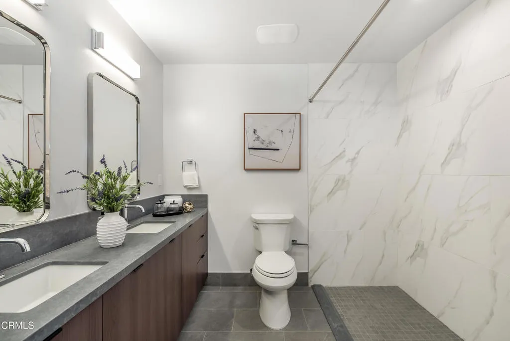 150 S Oak Knoll Avenue 205, Pasadena, California 91101 home-pic-14