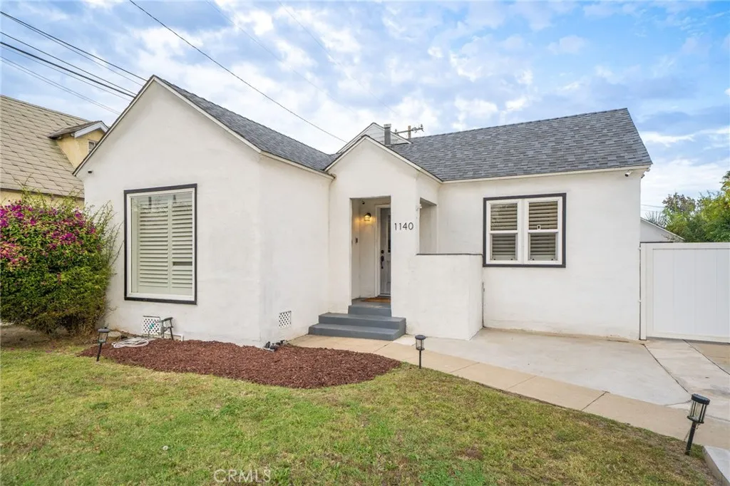 1140 N Towne Avenue, Pomona, California 91767 home-pic-3