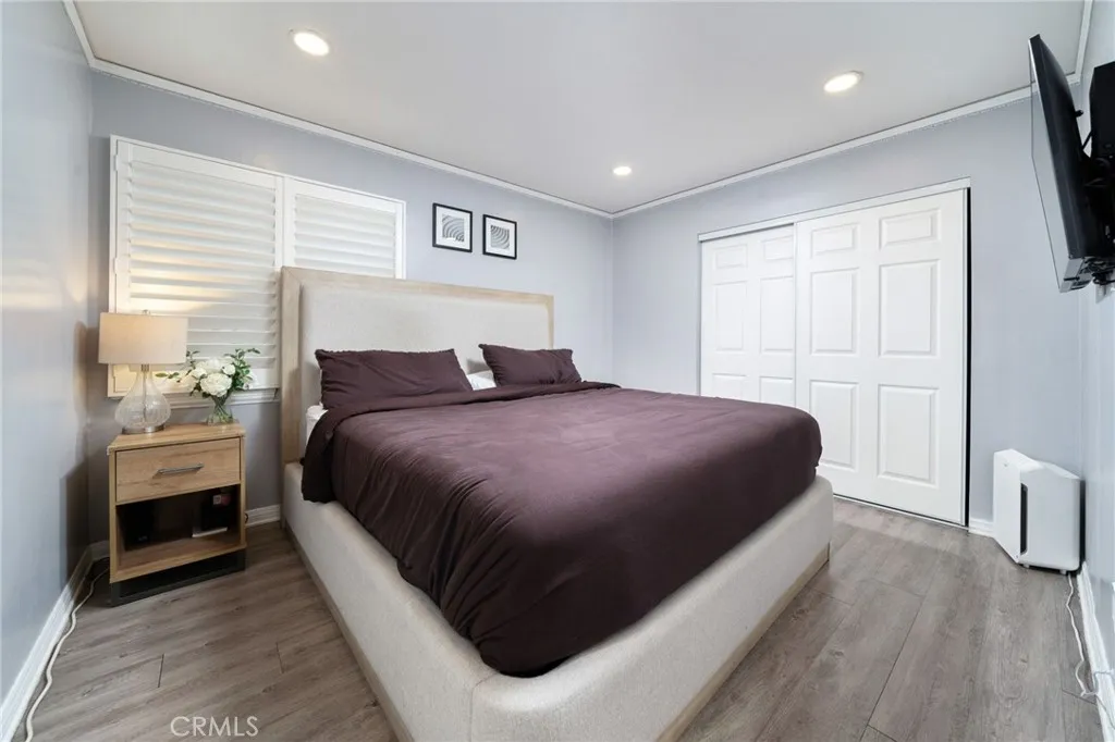 1140 N Towne Avenue, Pomona, California 91767 home-pic-16