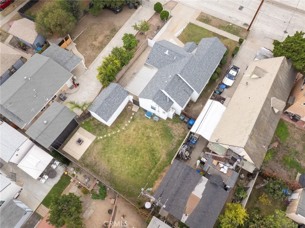 1140 N Towne Avenue, Pomona, California 91767 home-pic-33