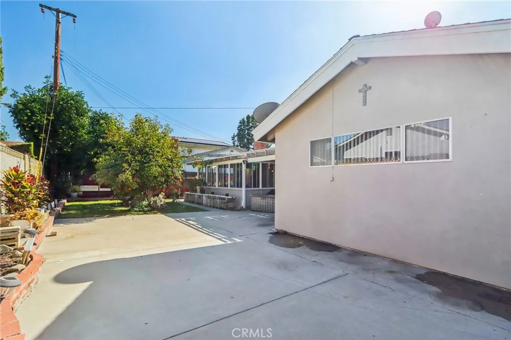 1370 Lakeview, La Habra, California 90631 home-pic-12