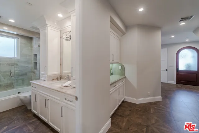 810 S Catalina Avenue B, Redondo Beach, California 90277
