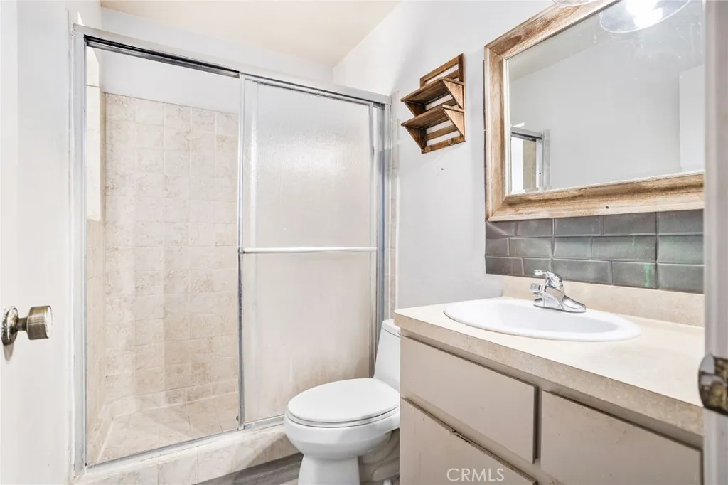 30166 San Jacinto, Hemet, California 92543 home-pic-6