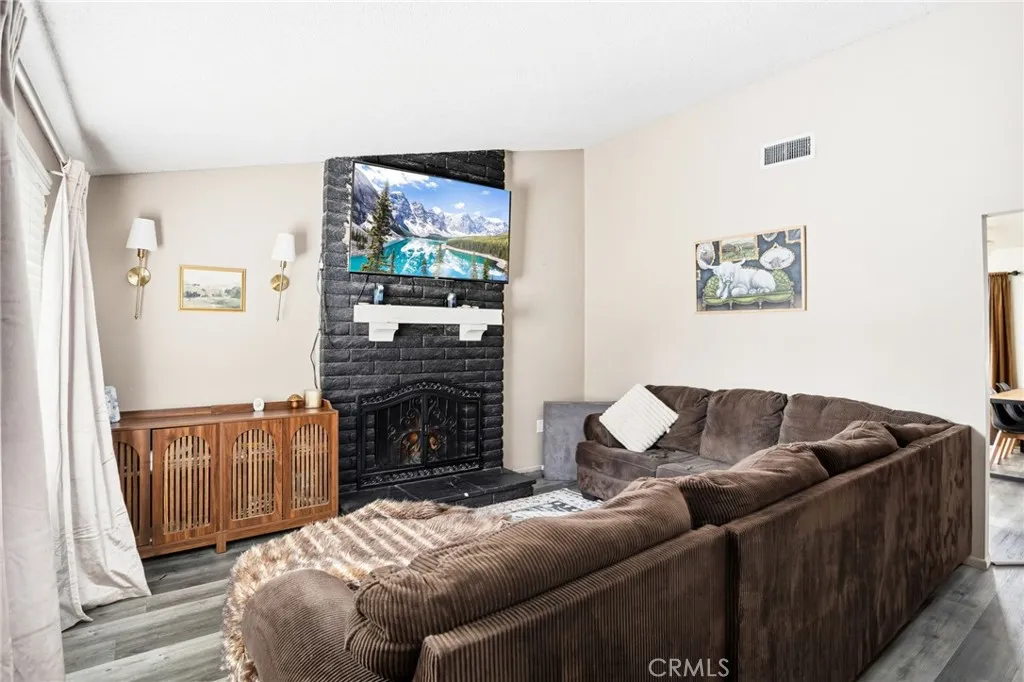 30166 San Jacinto, Hemet, California 92543 home-pic-1