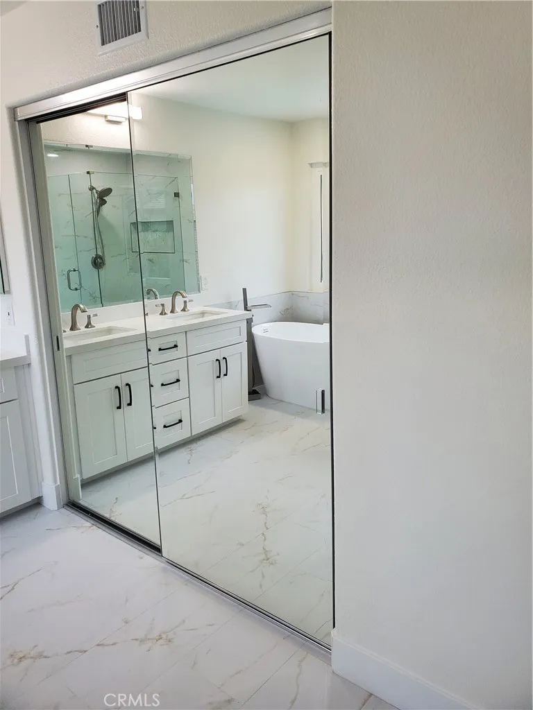 2981 Coral, Corona, California 92882 home-pic-14