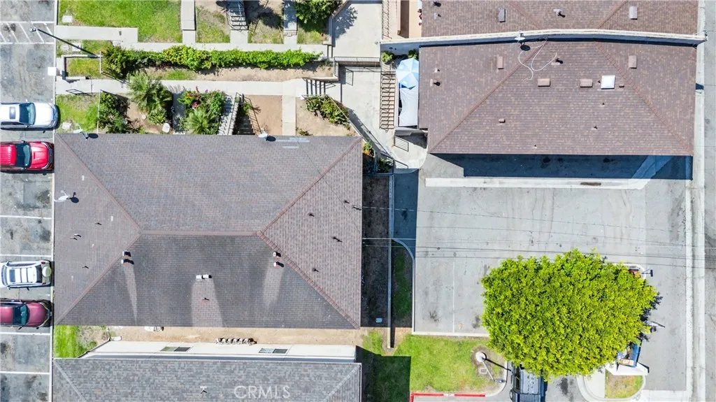 17431 Koledo, Huntington Beach, California 92647 home-pic-16