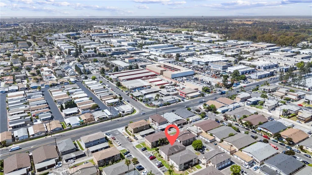 17431 Koledo, Huntington Beach, California 92647 home-pic-18