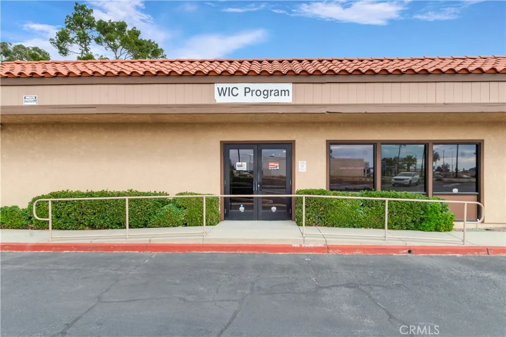 3055 W Ramsey St #B, Banning, CA 92220