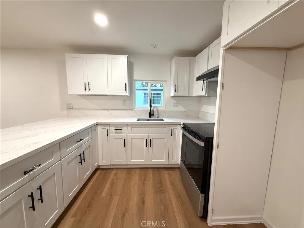 14786 Laurel, Riverside, California 92503 home-pic-1