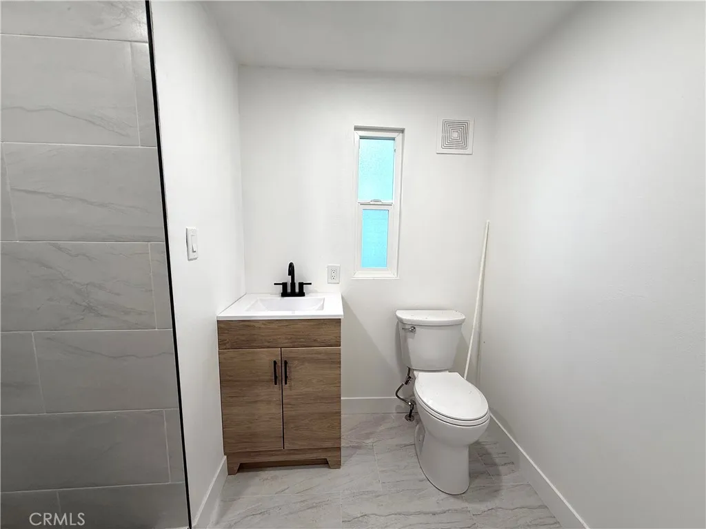 14786 Laurel, Riverside, California 92503 home-pic-6
