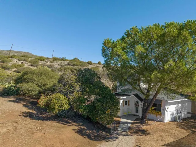 80 82 Willowside Terrace, Alpine, California 91901